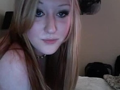 As we were having a webcam chat, I asked my busty girlfriend to remove her top and show me her boobs. That babe followed my request, which completely turned me on and I had to ask her to toy her pussy for me.